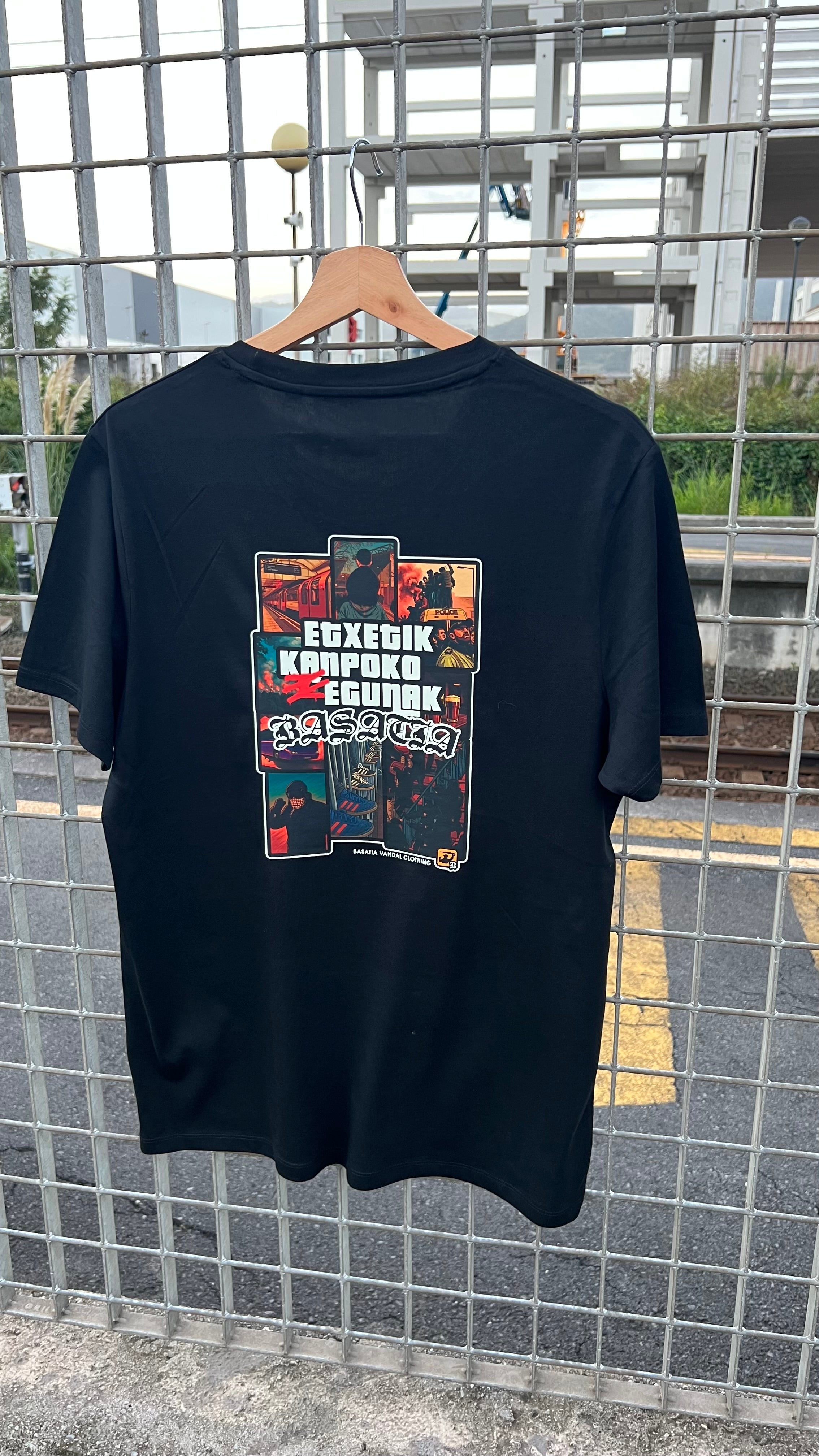 Camiseta Etxetik Kanpoko Egunak